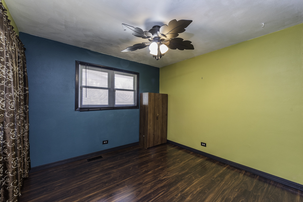 10100 W chaplin Avenue