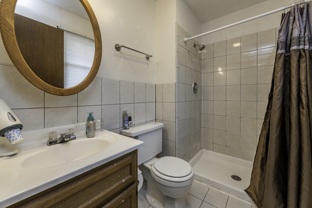 10100 W chaplin Avenue