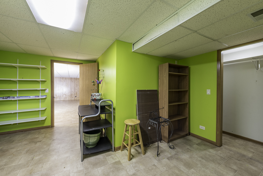 10100 W chaplin Avenue