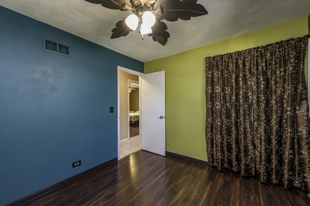 10100 W chaplin Avenue