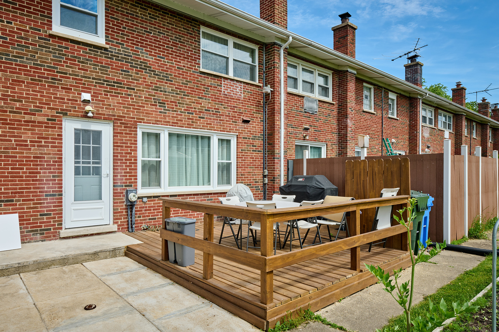 926 N Boxwood Drive Unit: B