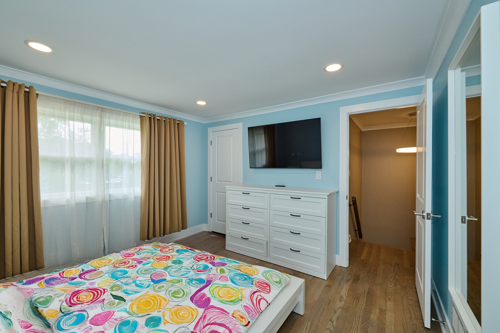 926 N Boxwood Drive Unit: B