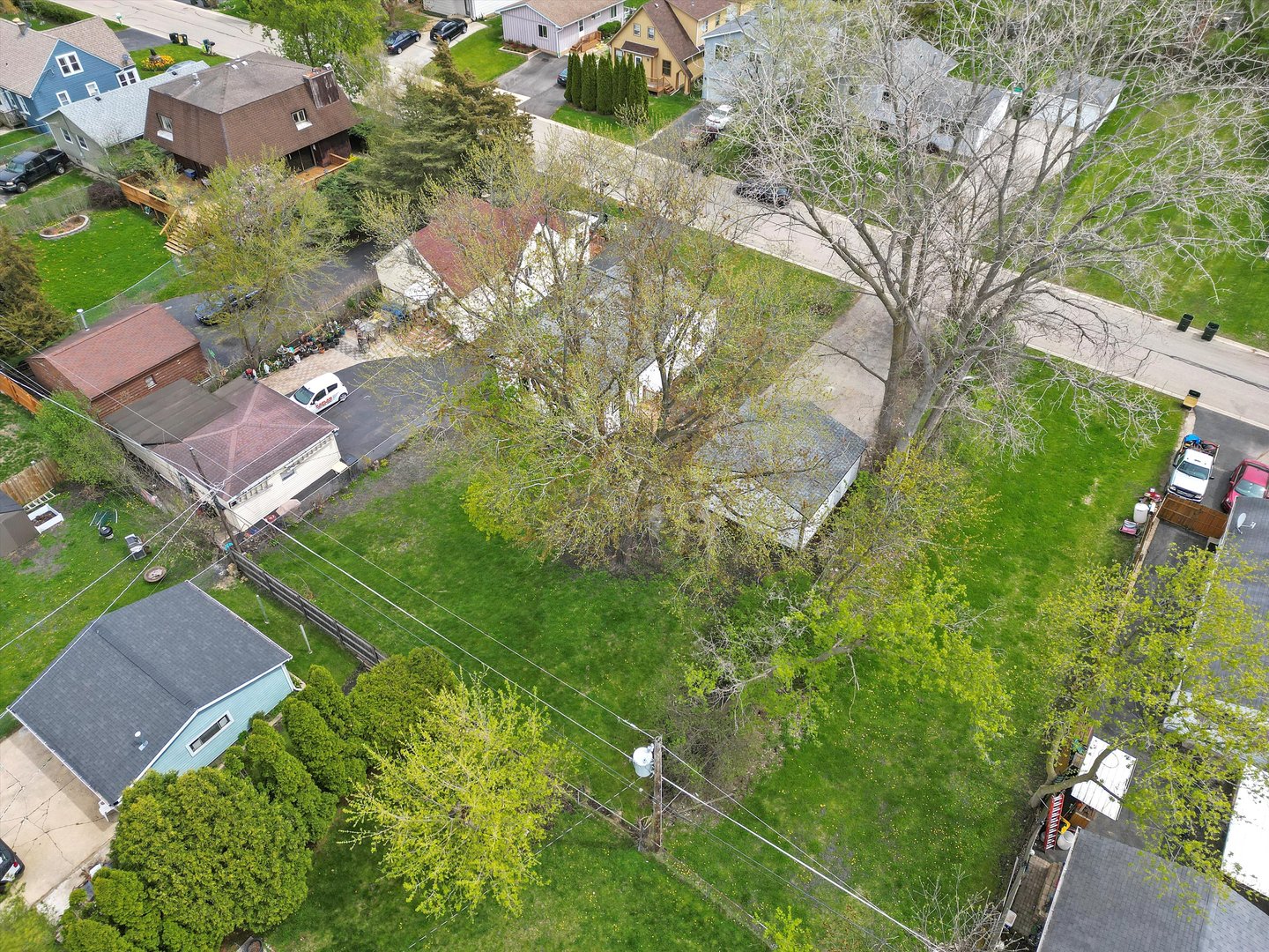 1326 N Poplar Avenue