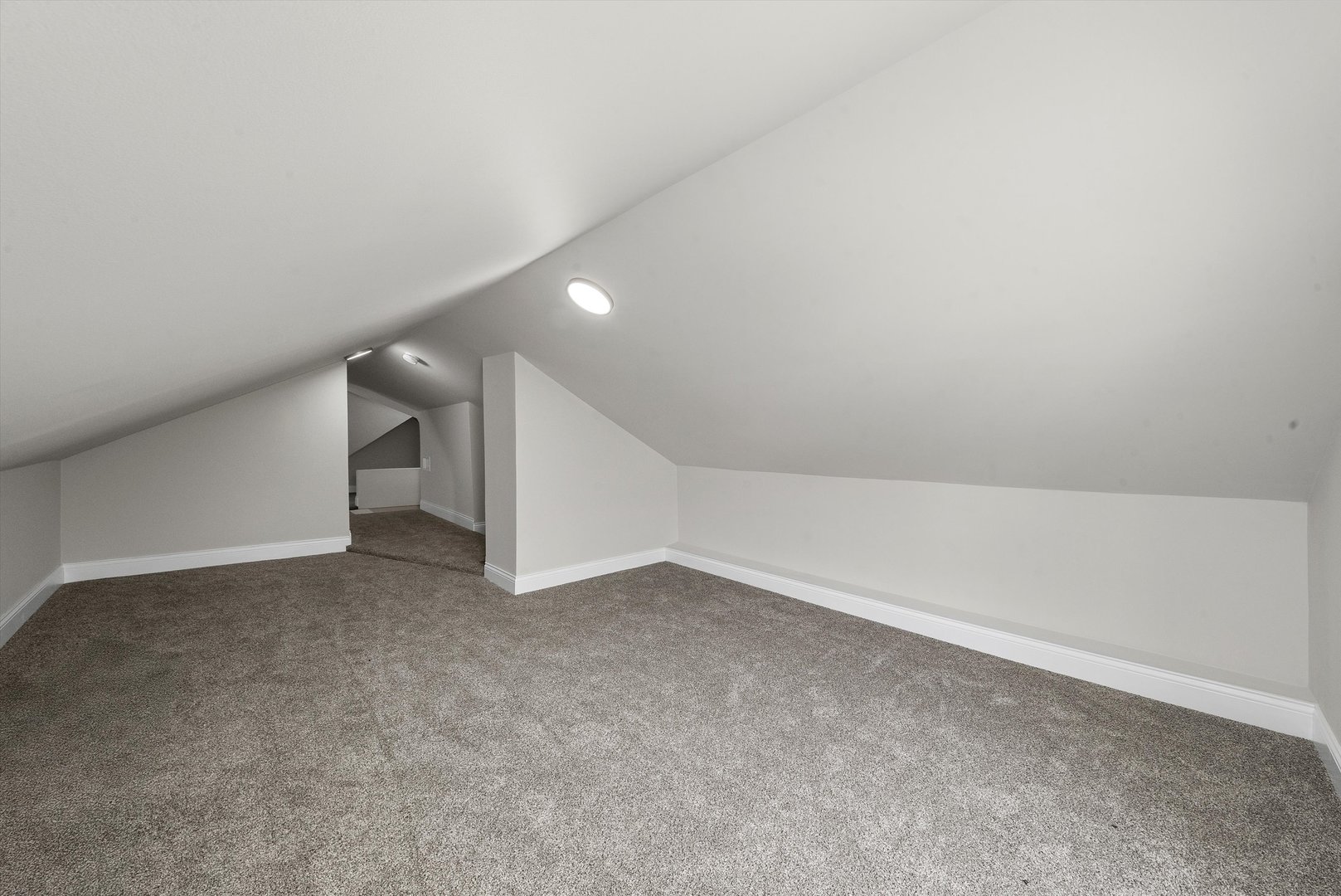 1326 N Poplar Avenue