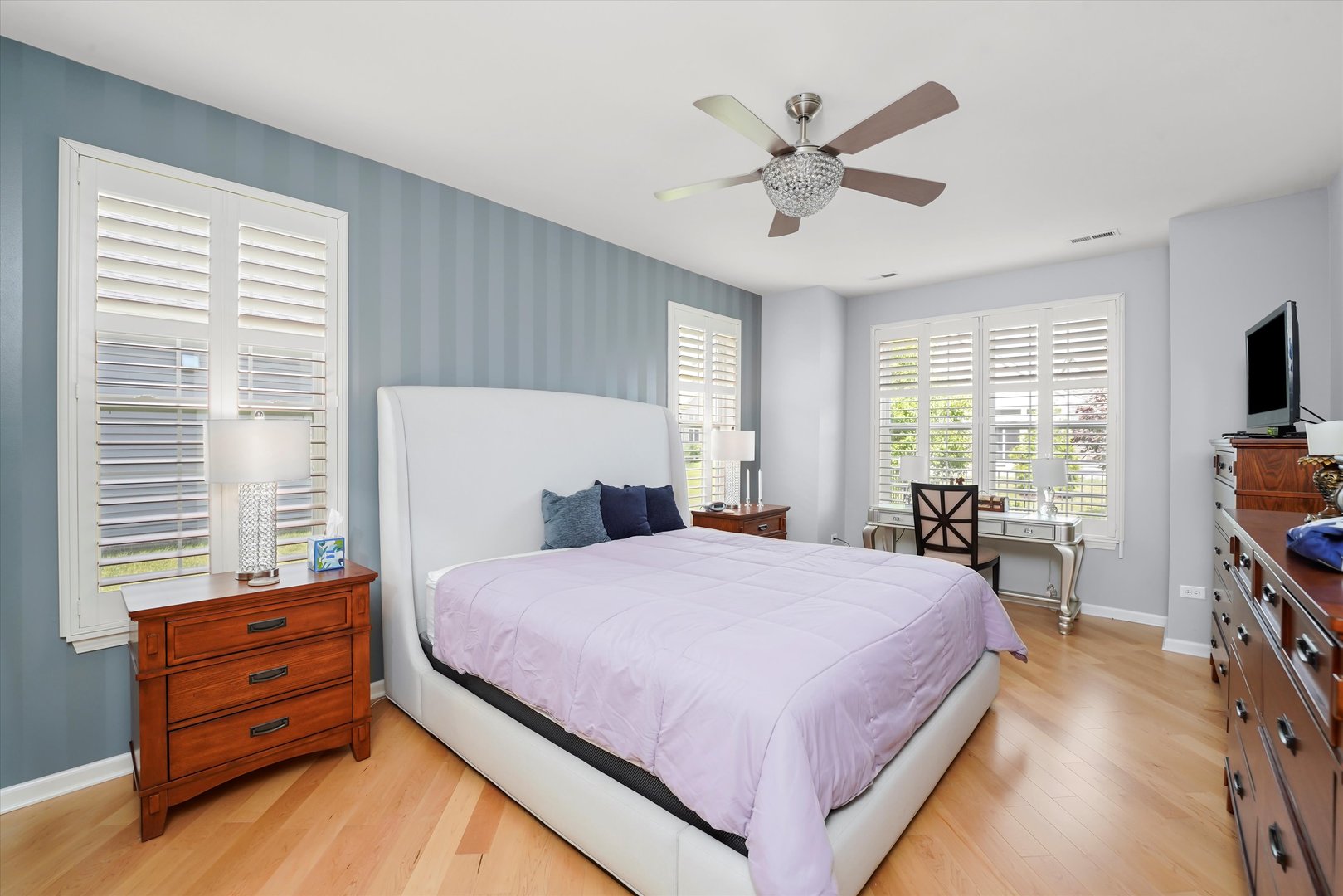 4064 Chesapeake Lane