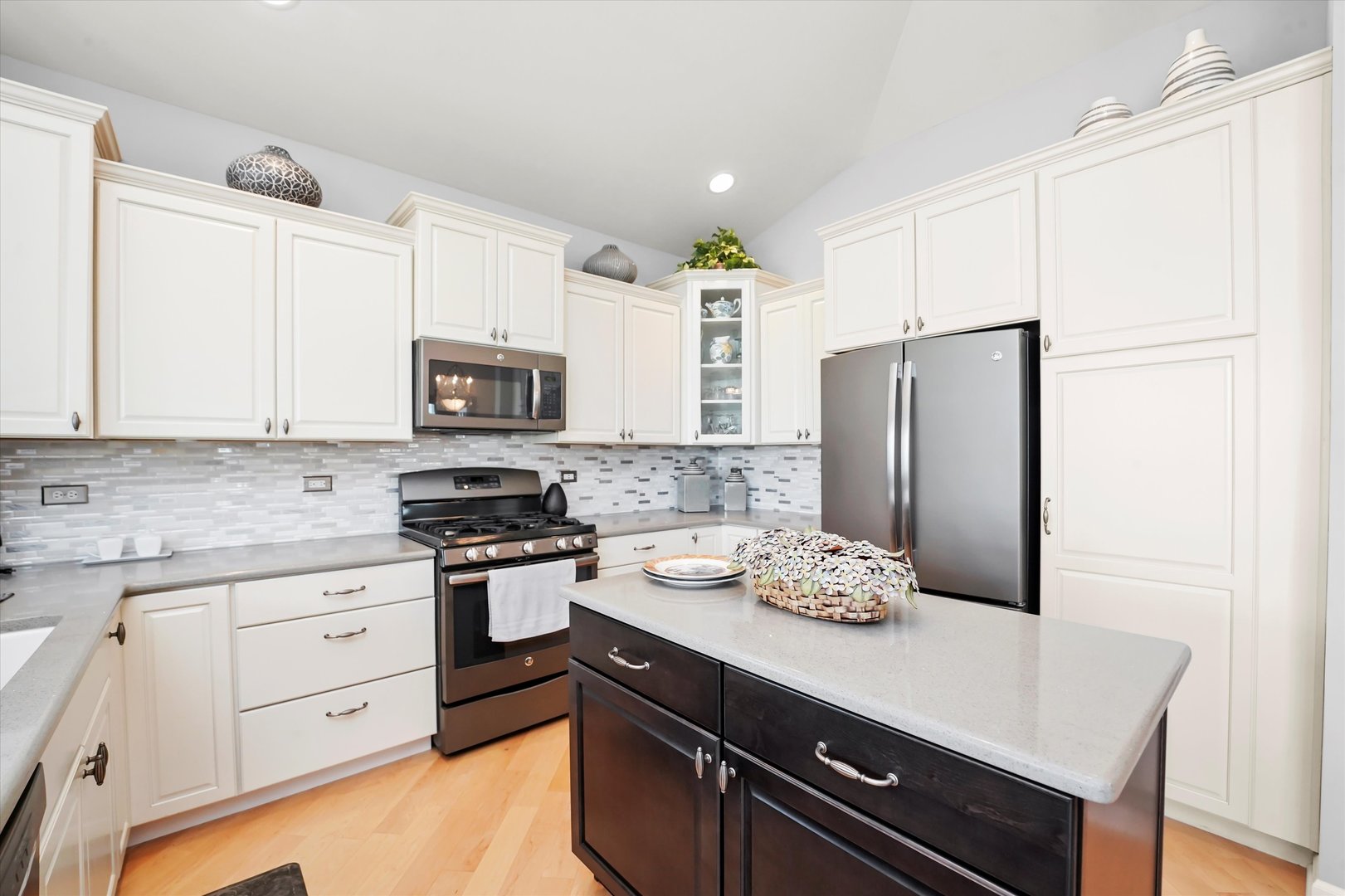 4064 Chesapeake Lane