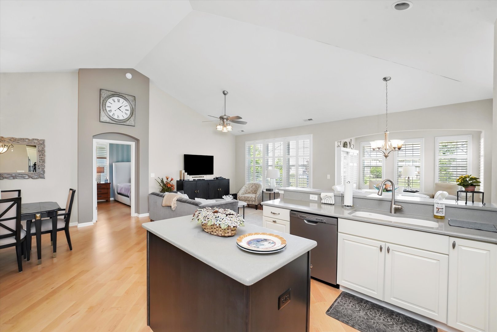 4064 Chesapeake Lane