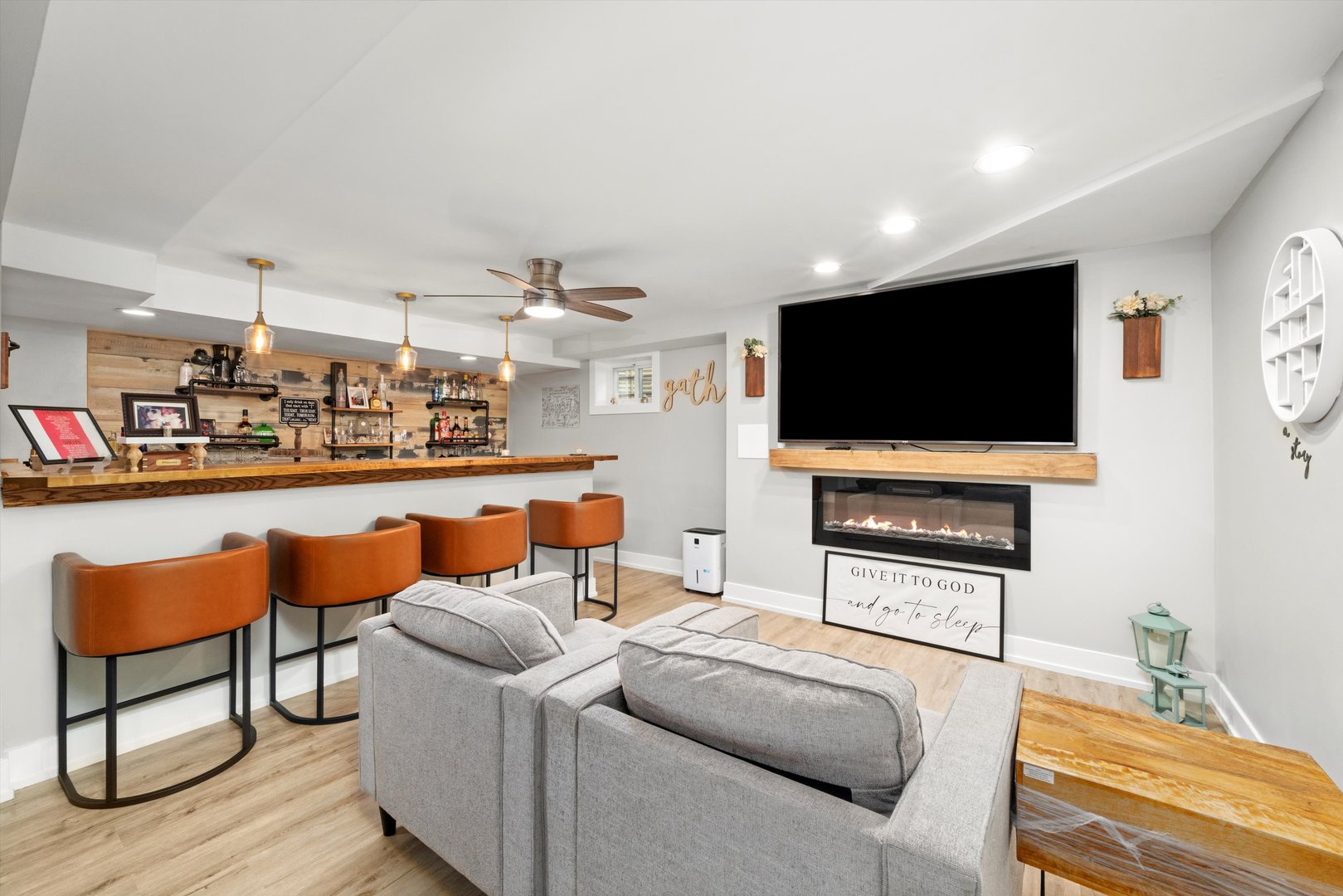 8830 Mobile Avenue Unit: 101