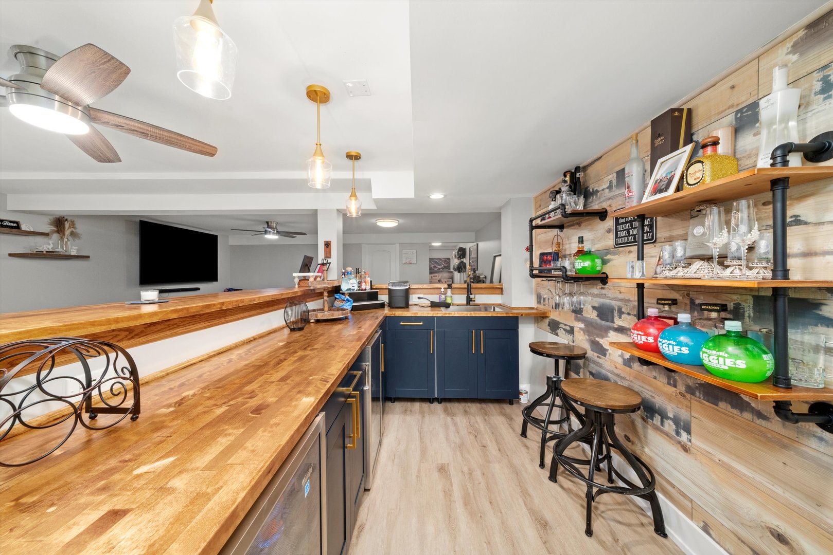 8830 Mobile Avenue Unit: 101