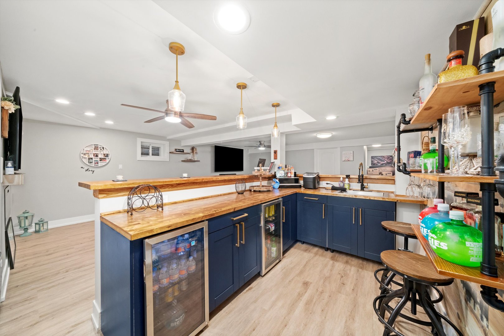 8830 Mobile Avenue Unit: 101