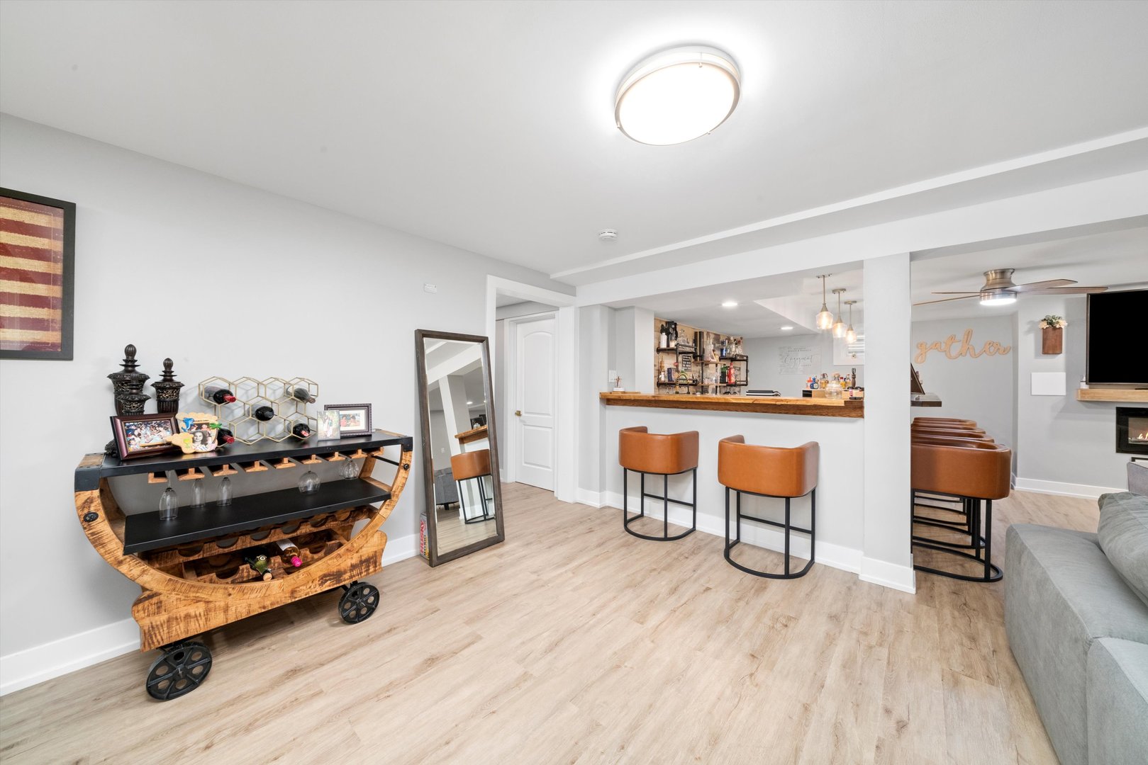 8830 Mobile Avenue Unit: 101