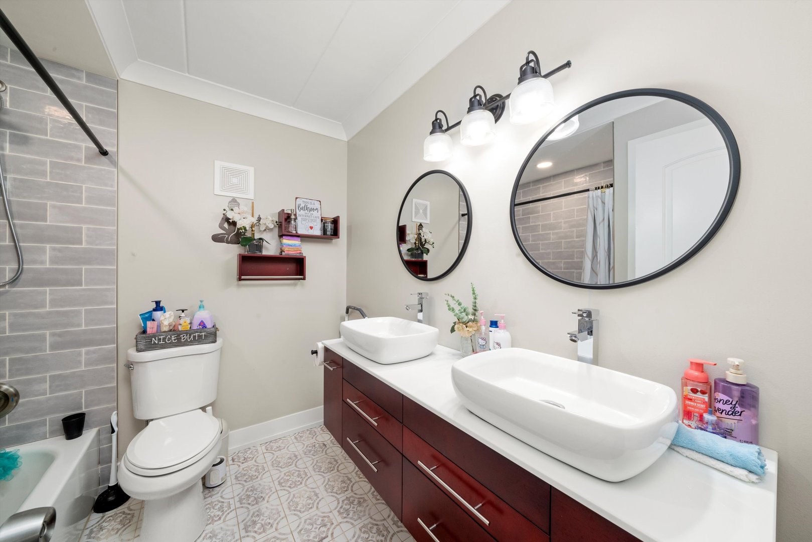 8830 Mobile Avenue Unit: 101