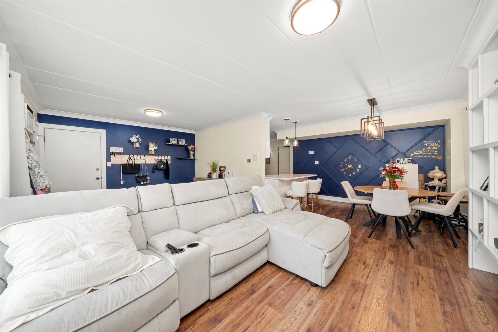 8830 Mobile Avenue Unit: 101