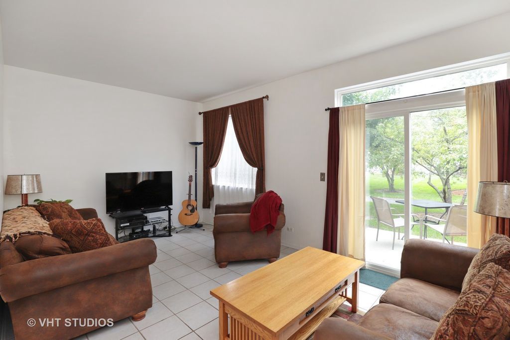 1382 Redbridge Court