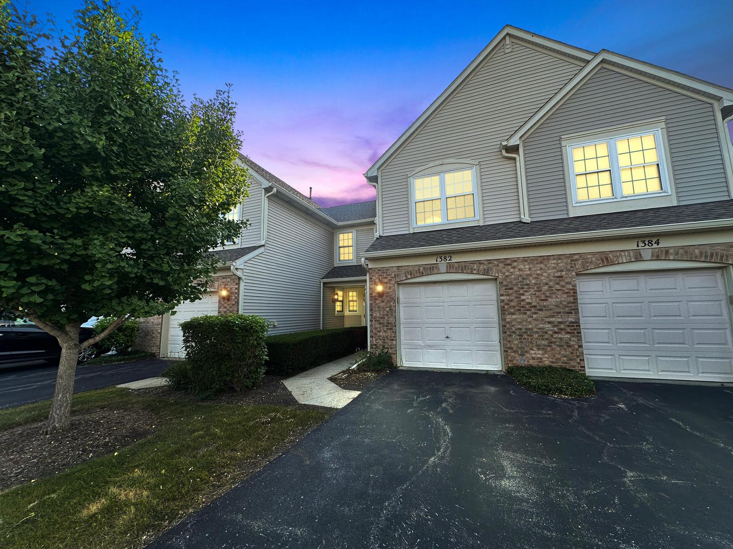 1382 Redbridge Court