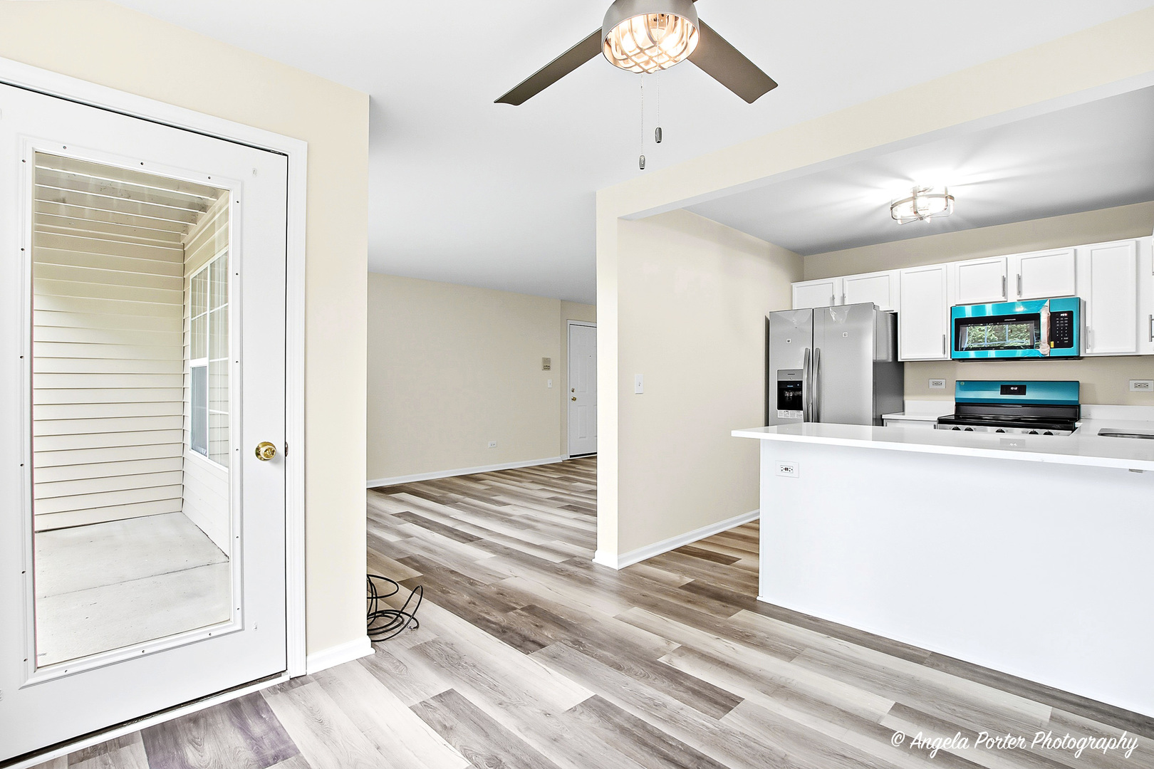 924 N Village Drive Unit: 2