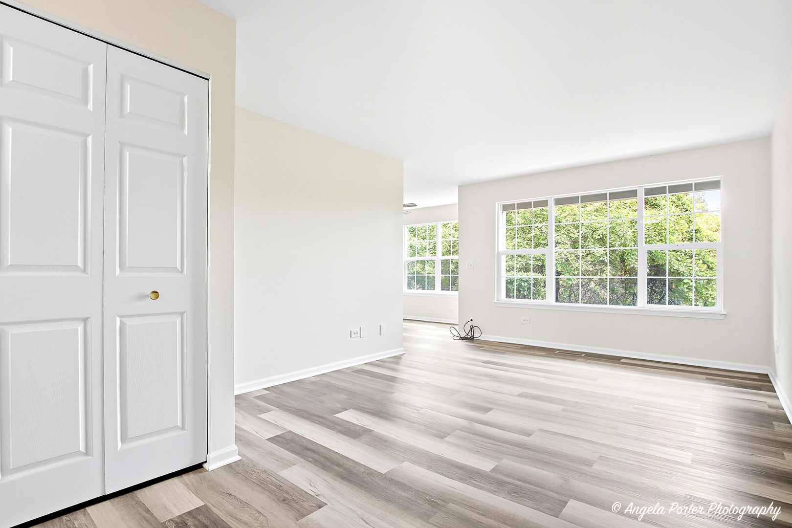 924 N Village Drive Unit: 2