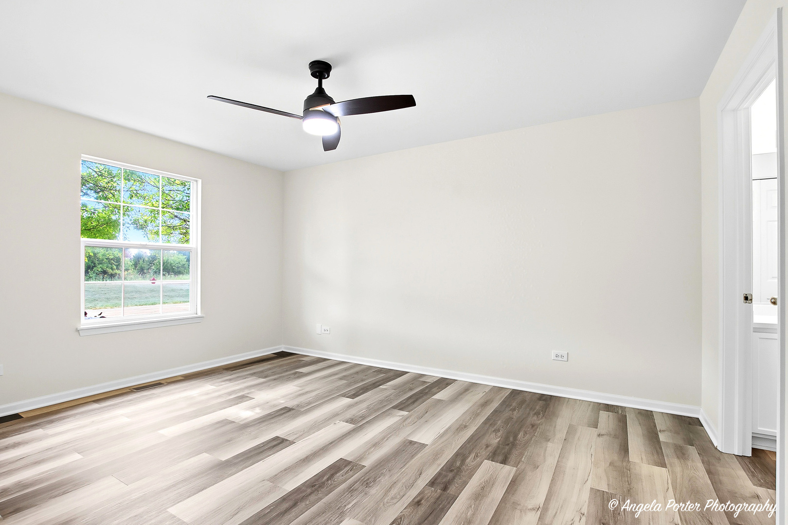 924 N Village Drive Unit: 2