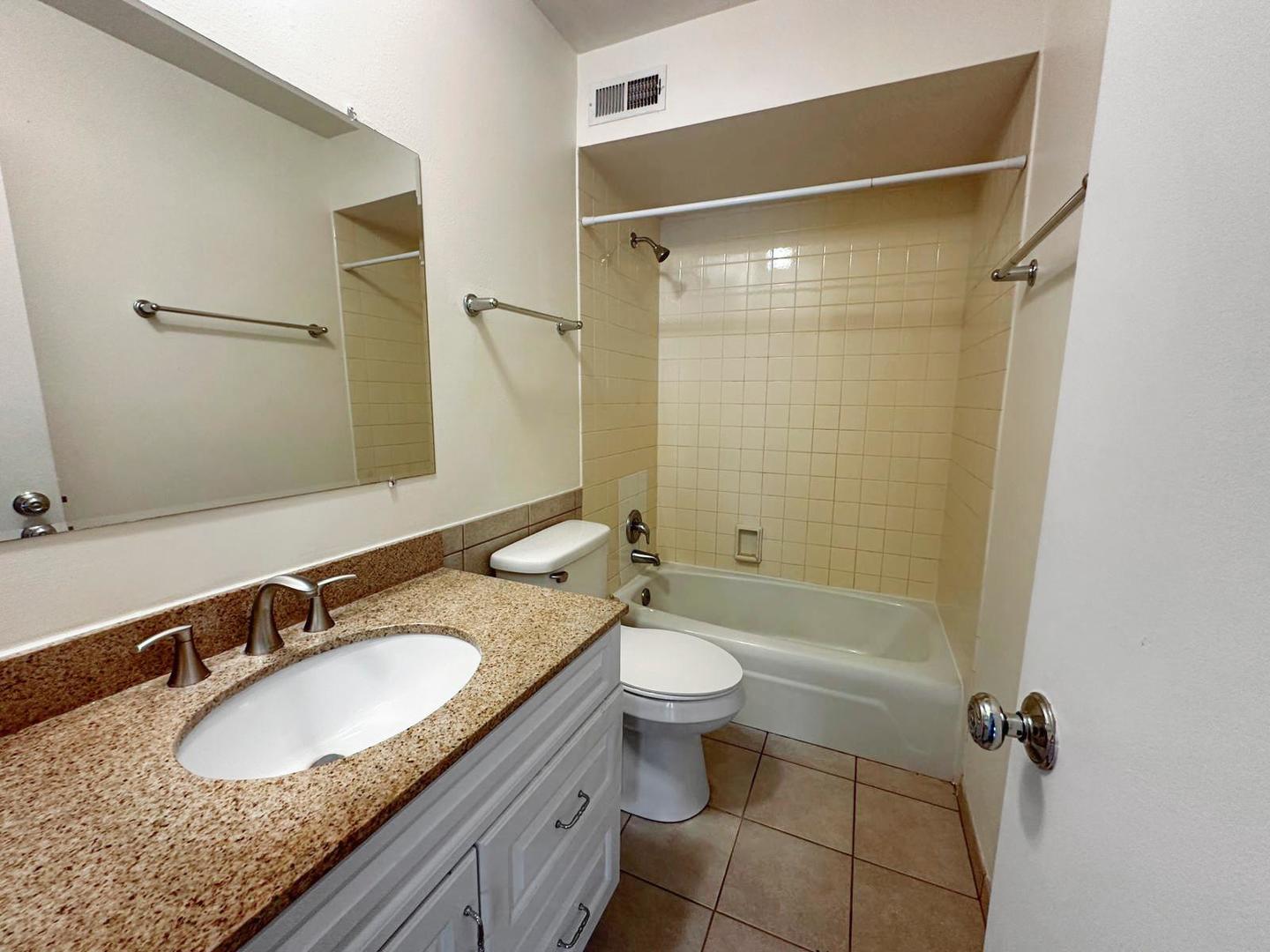 5000 CARRIAGEWAY Drive Unit: 310