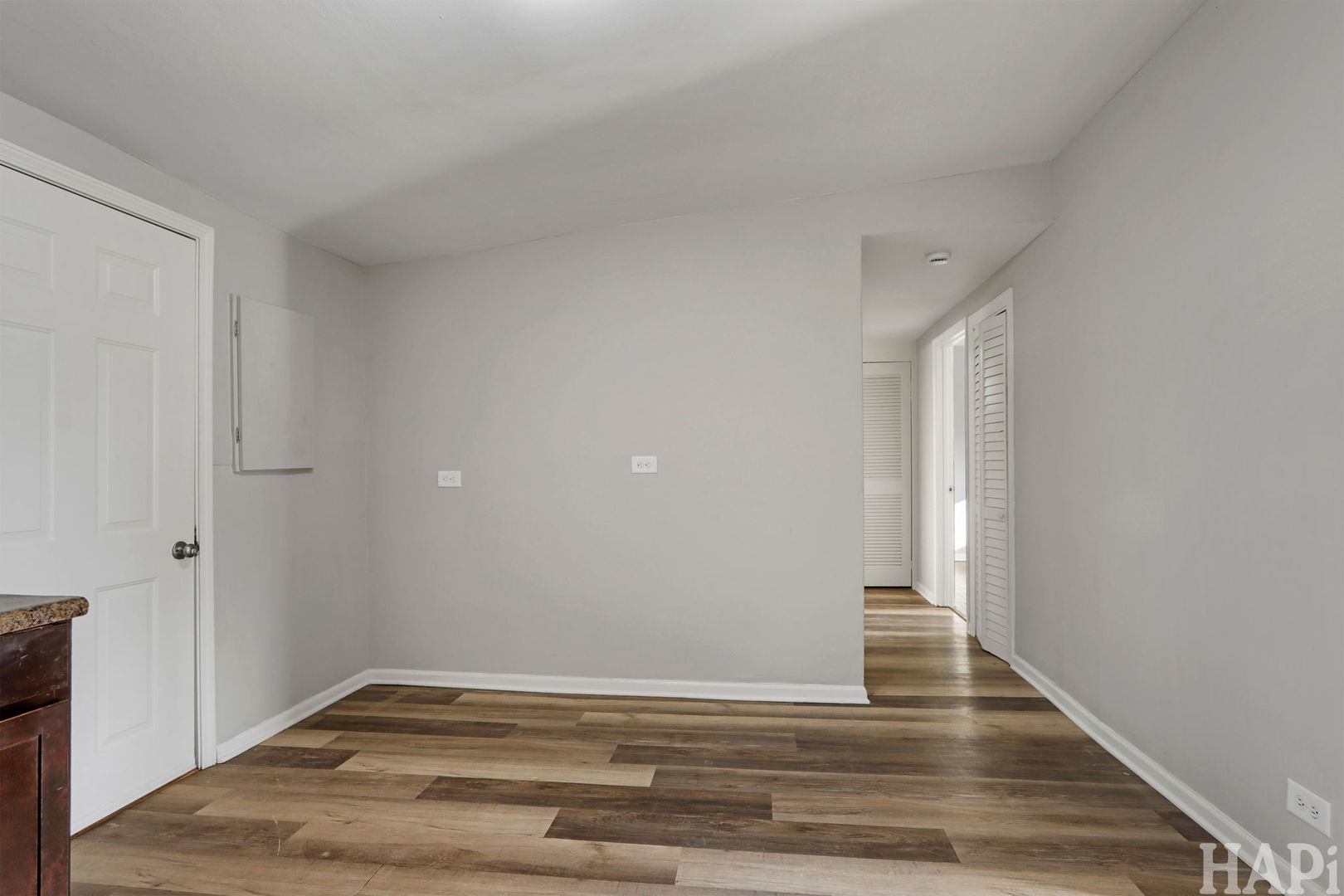 1310 N Poplar Avenue