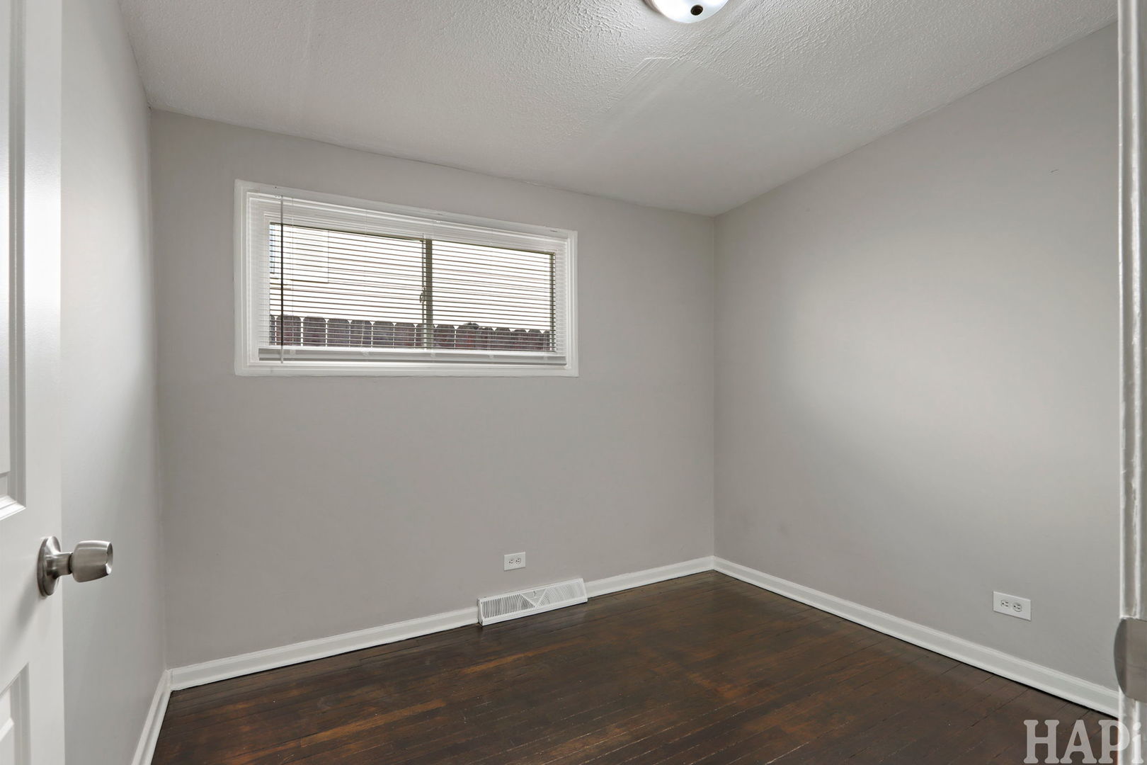 1310 N Poplar Avenue