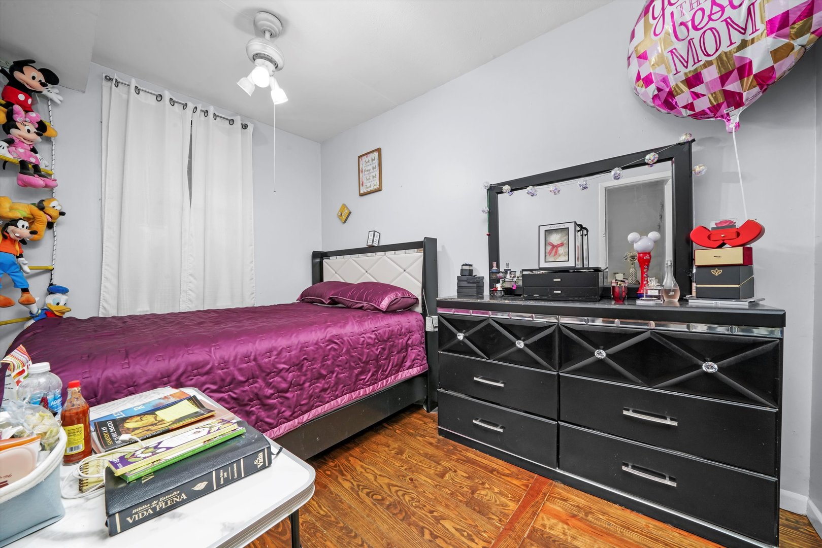 5512 W WRIGHTWOOD Avenue