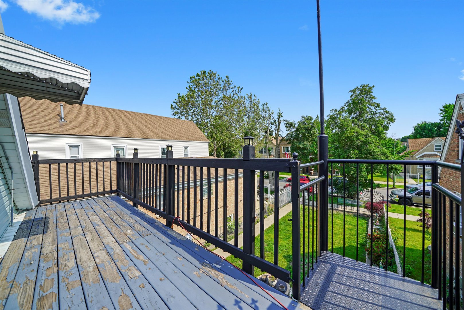 5512 W WRIGHTWOOD Avenue