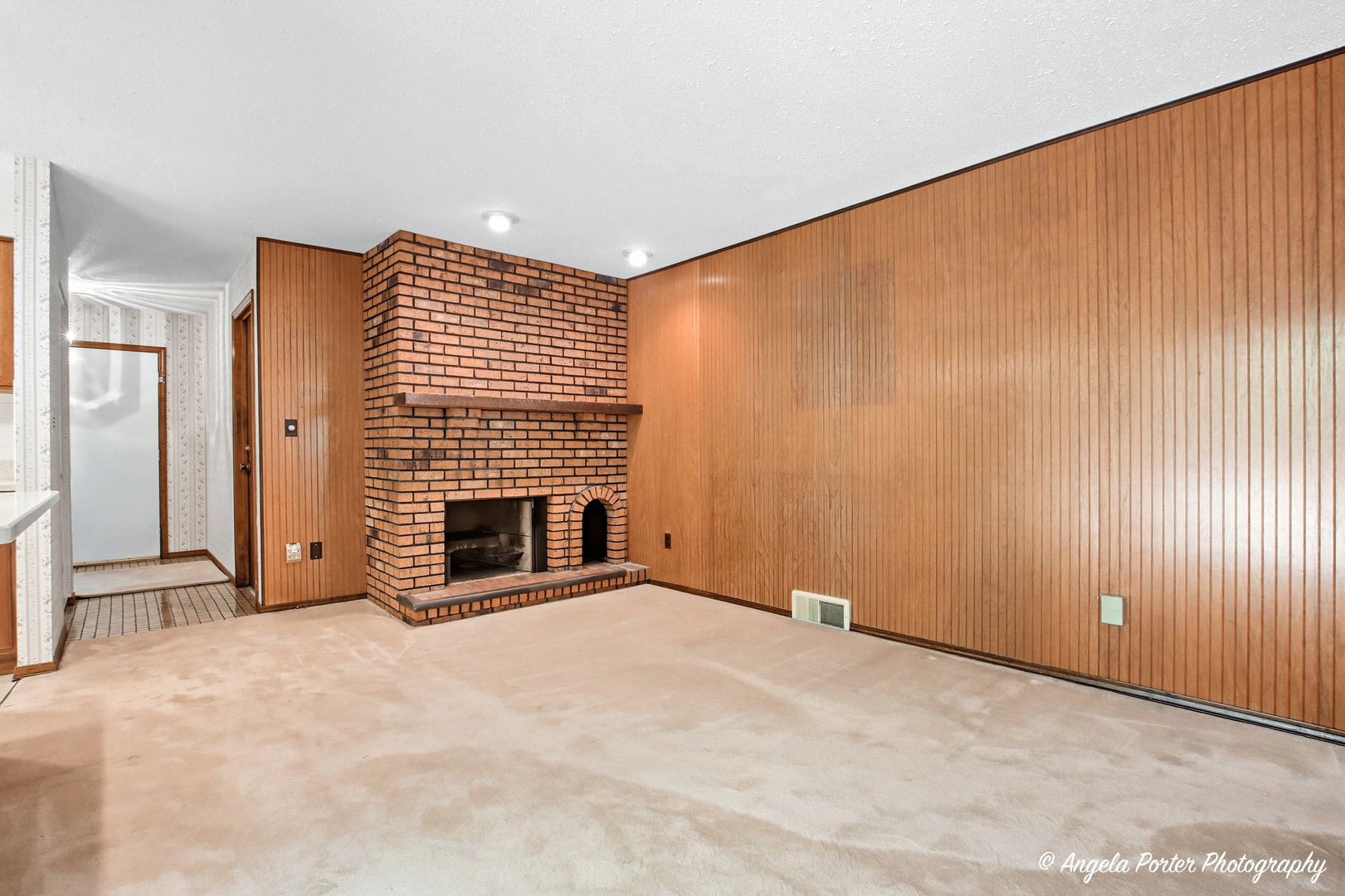 578 Pine Grove Avenue