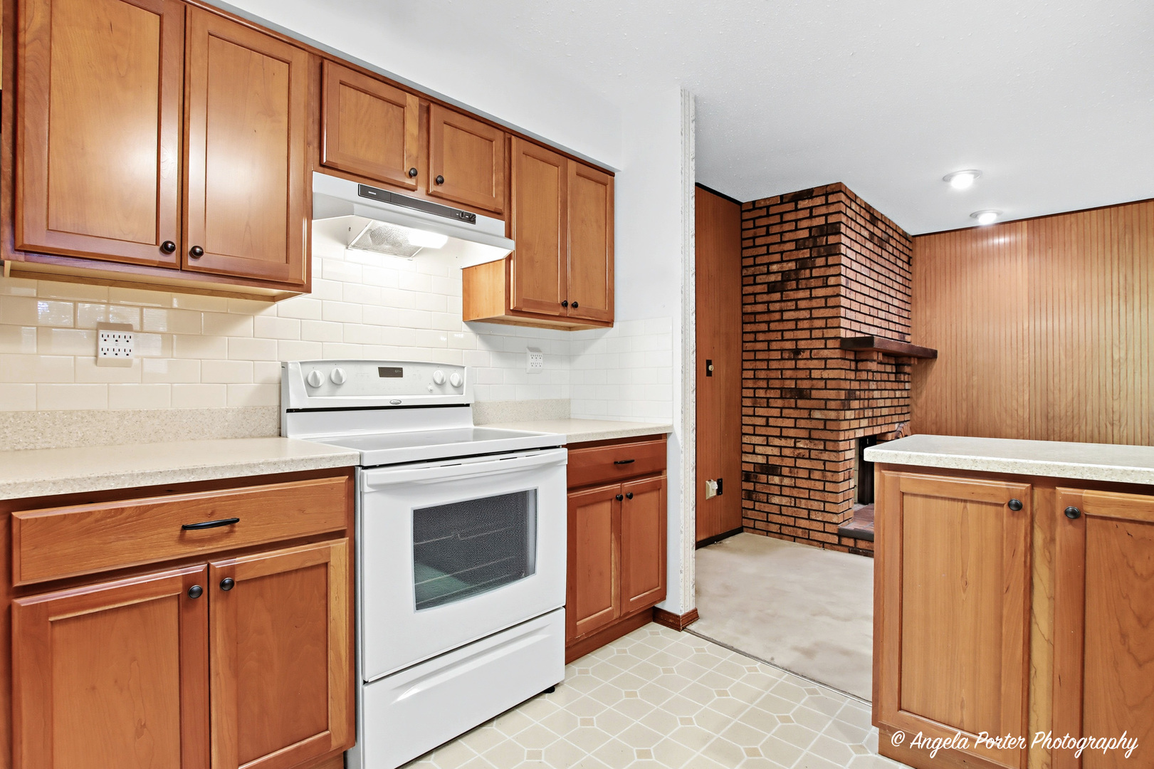 578 Pine Grove Avenue