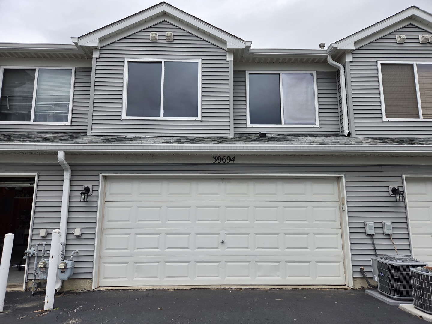 39694 N Warren Lane N Unit: 39694