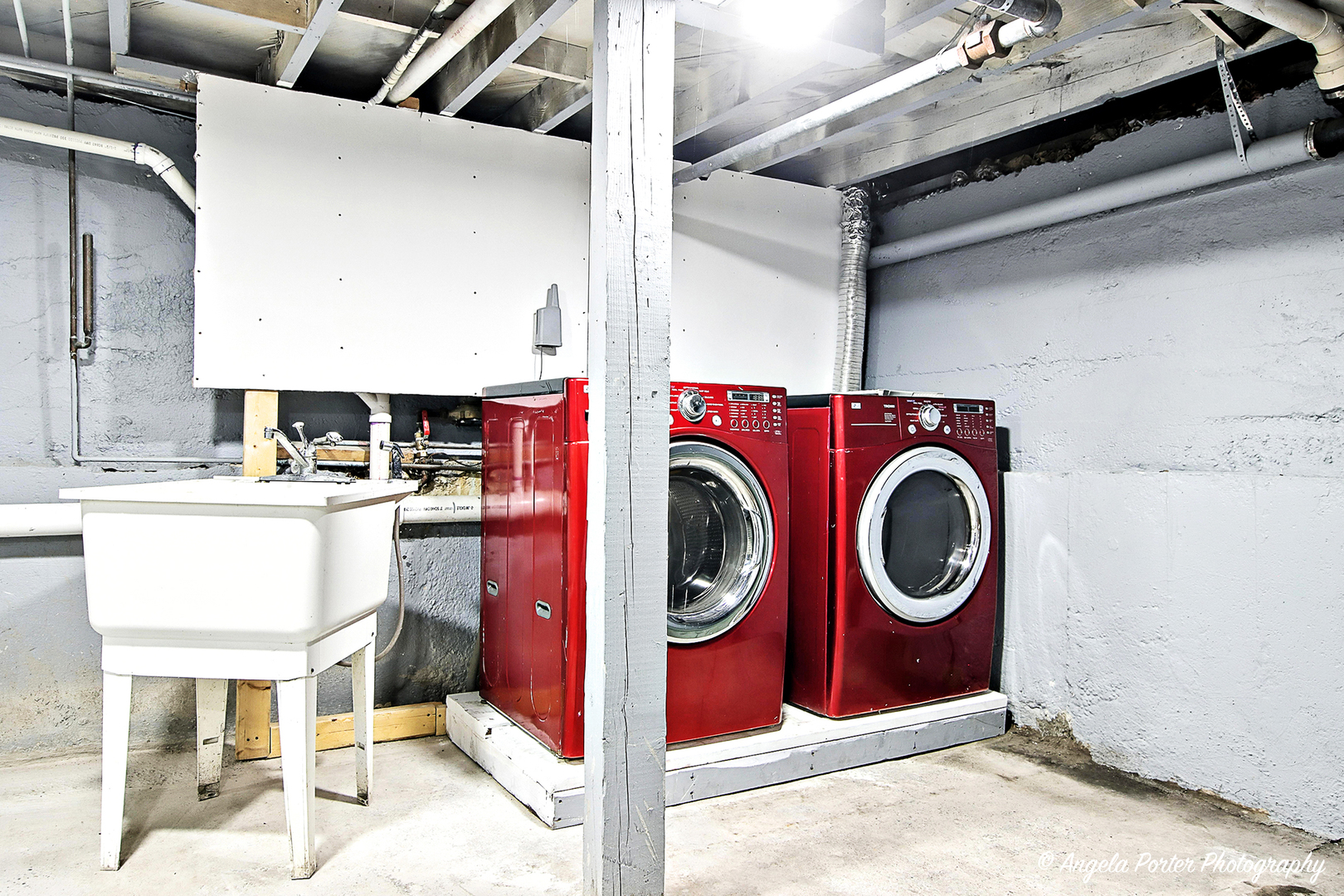 2100 Edina Boulevard