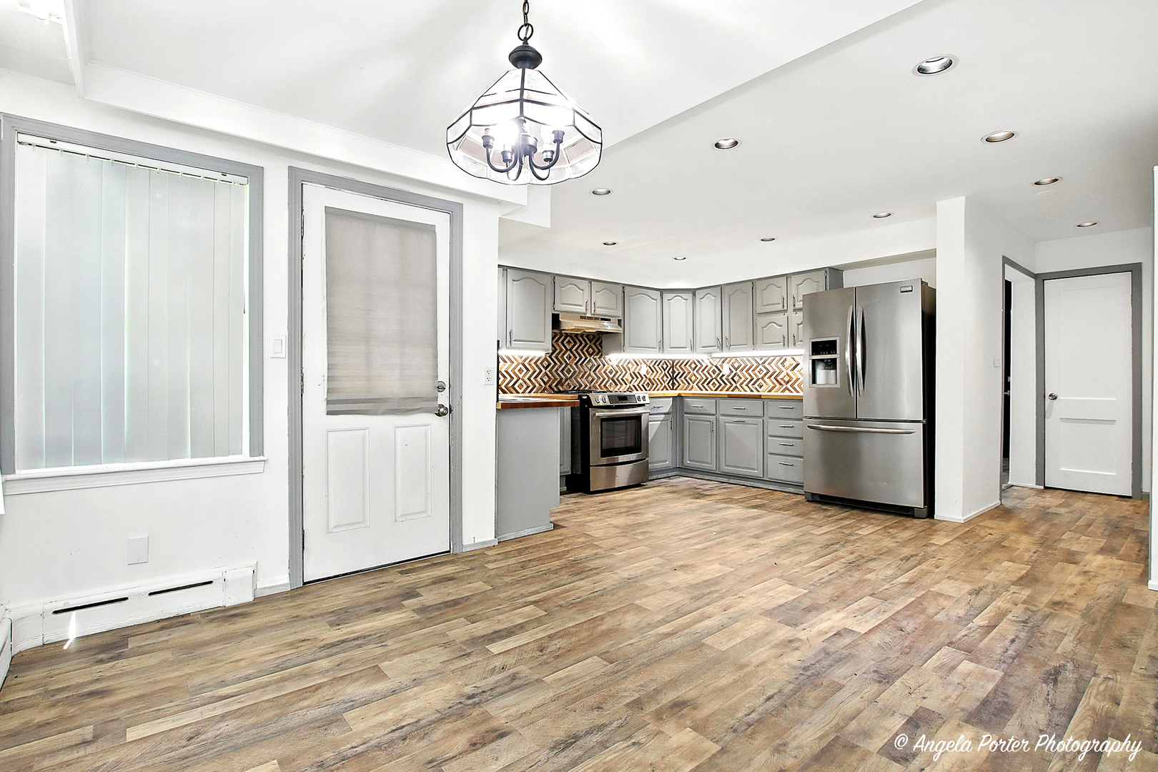 2100 Edina Boulevard