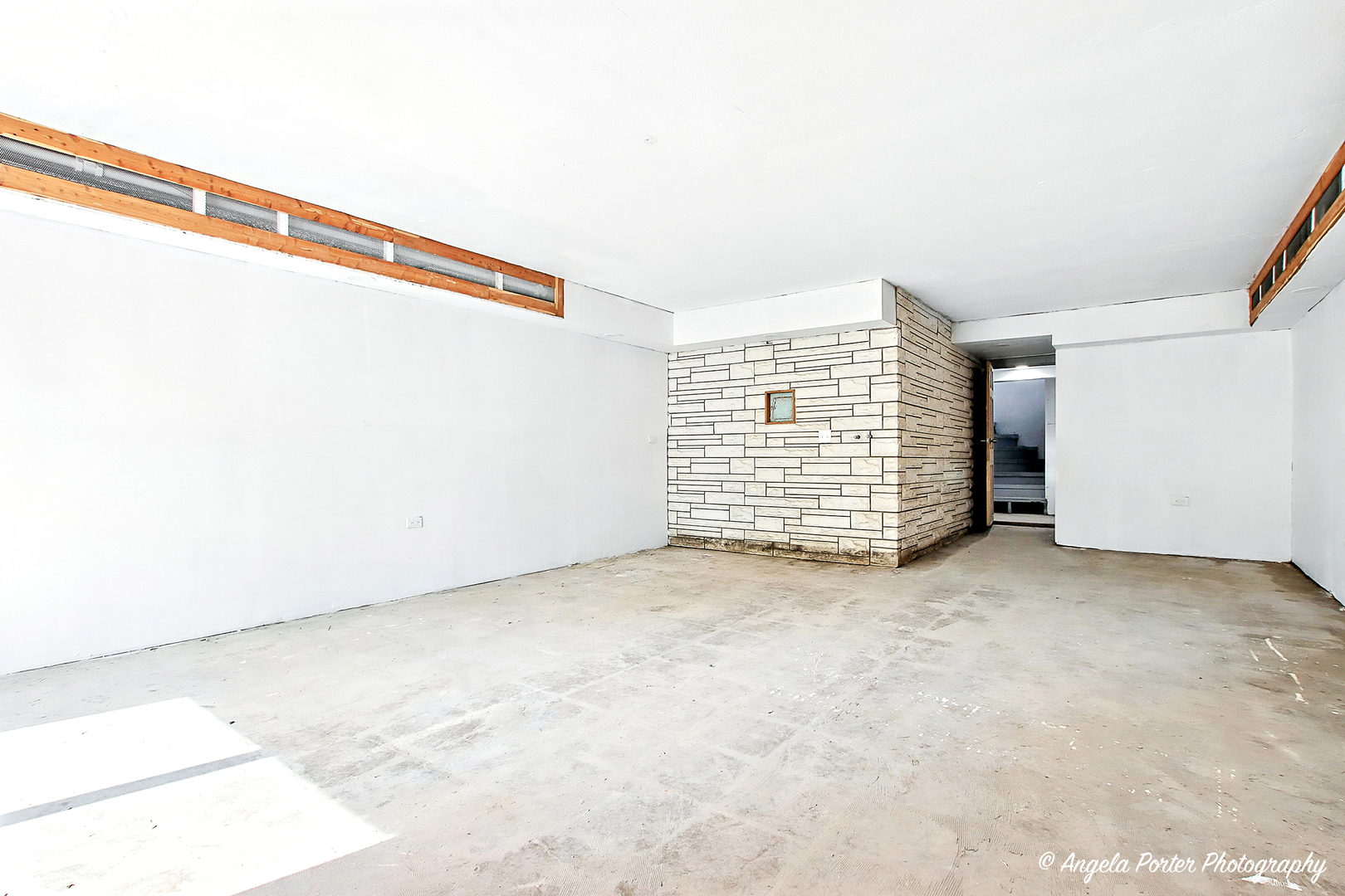 2100 Edina Boulevard