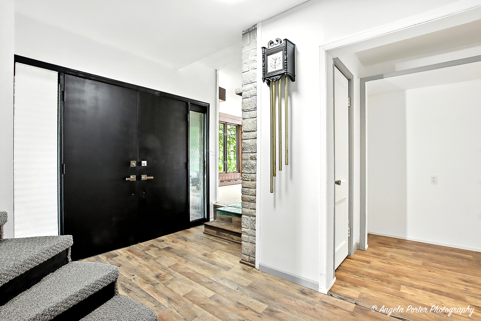 2100 Edina Boulevard