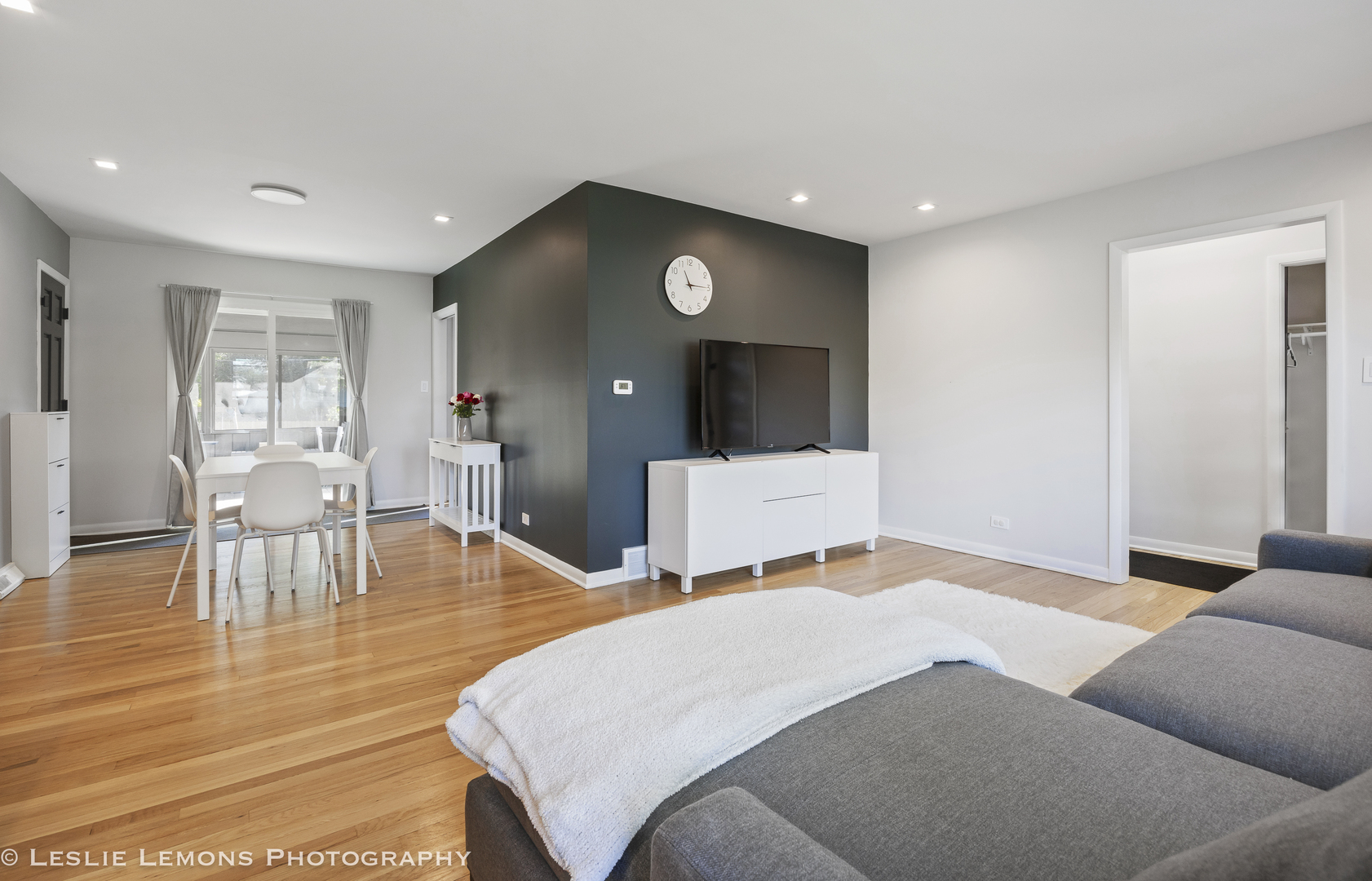 1S325 Buttercup Lane