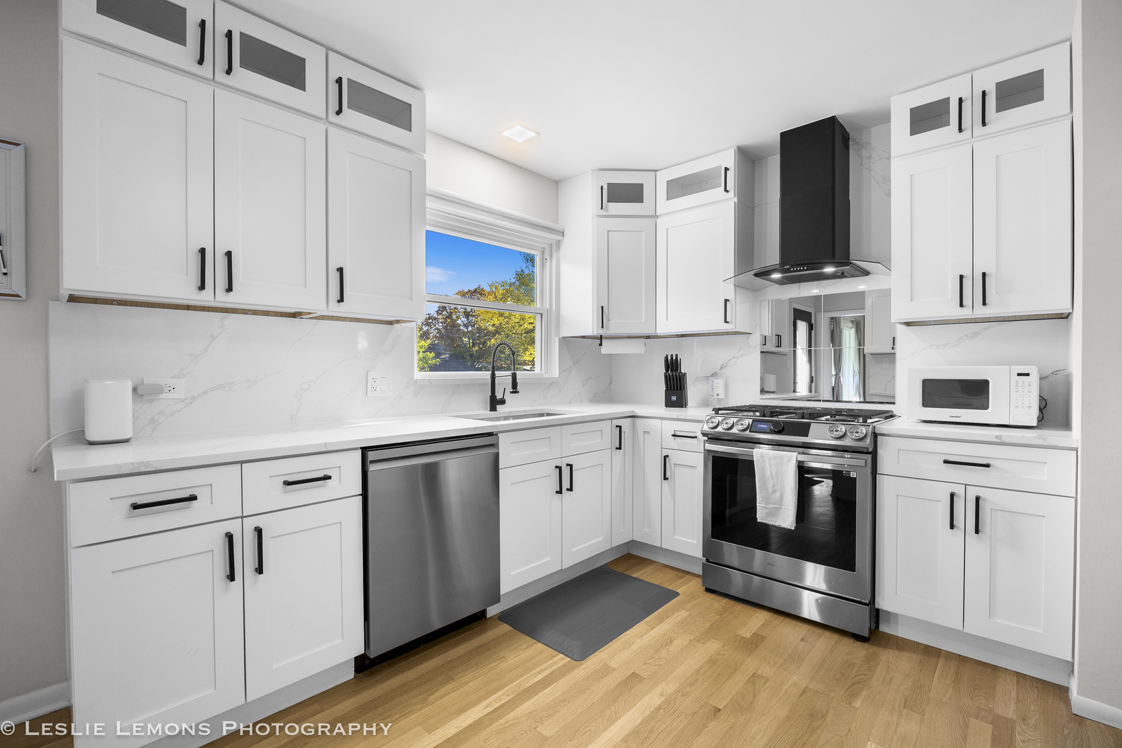 1S325 Buttercup Lane