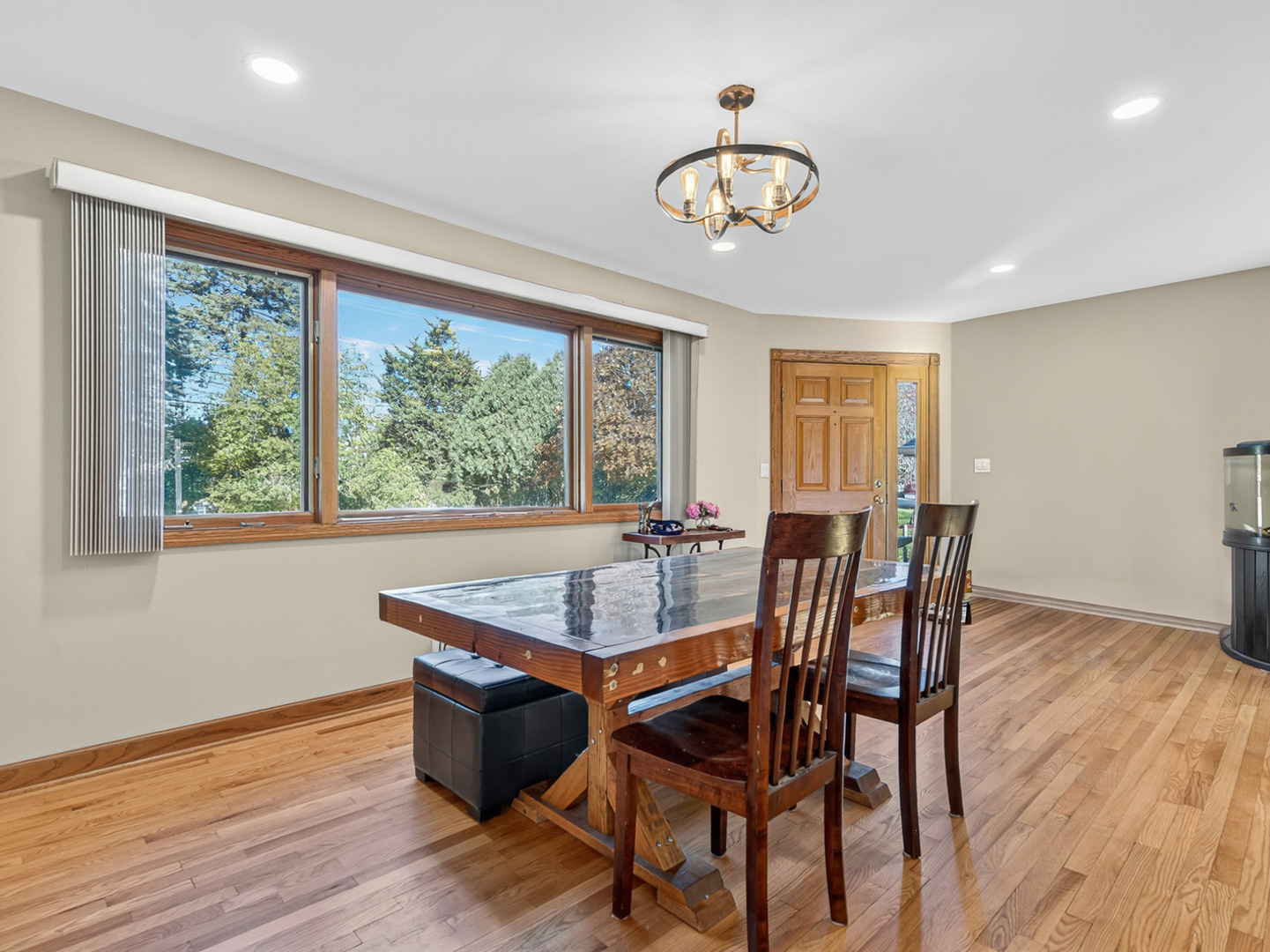 4523 W Crystal Lake Road