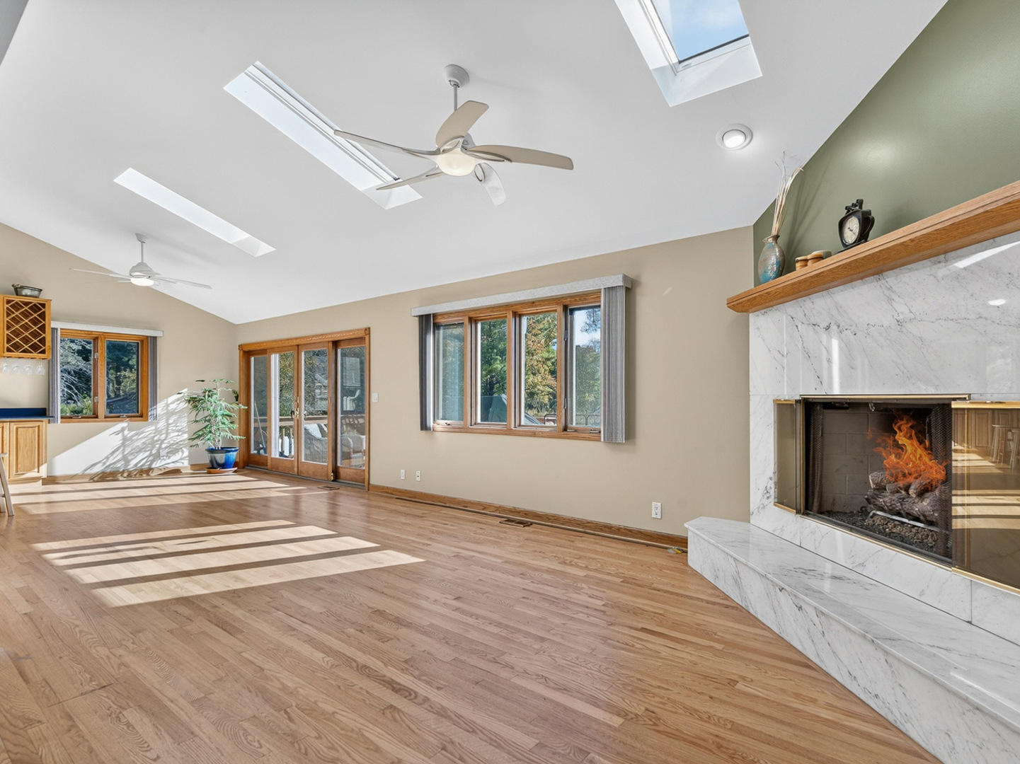 4523 W Crystal Lake Road