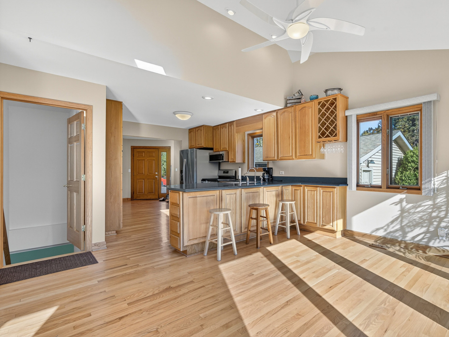 4523 W Crystal Lake Road