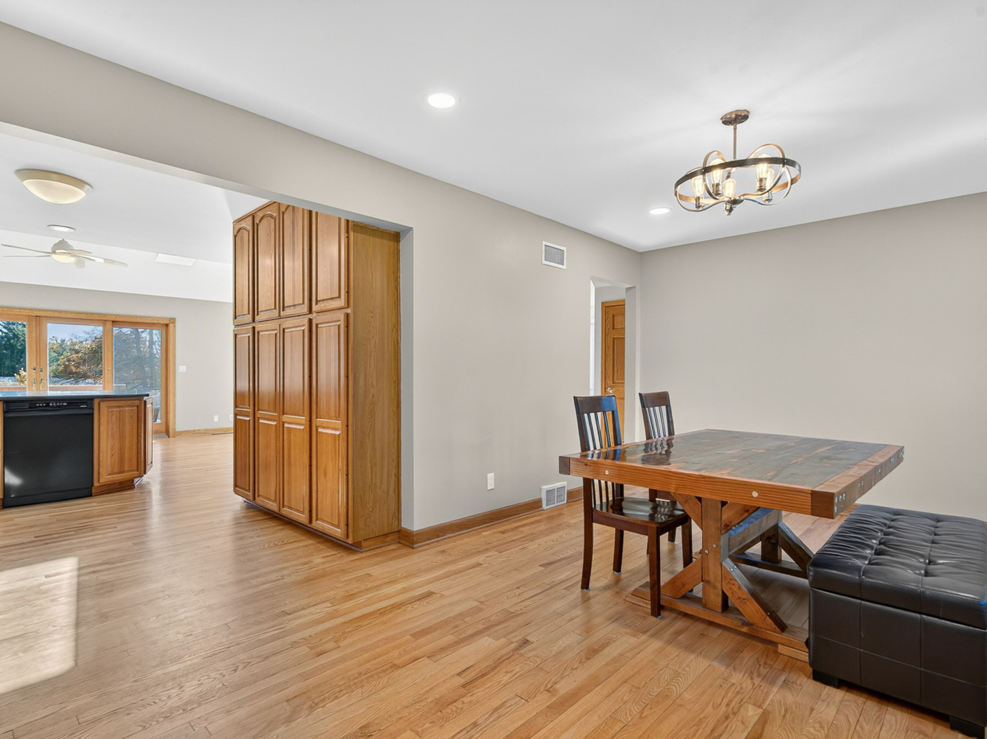 4523 W Crystal Lake Road