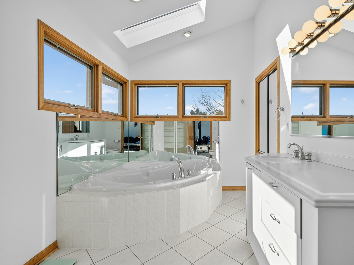 4523 W Crystal Lake Road