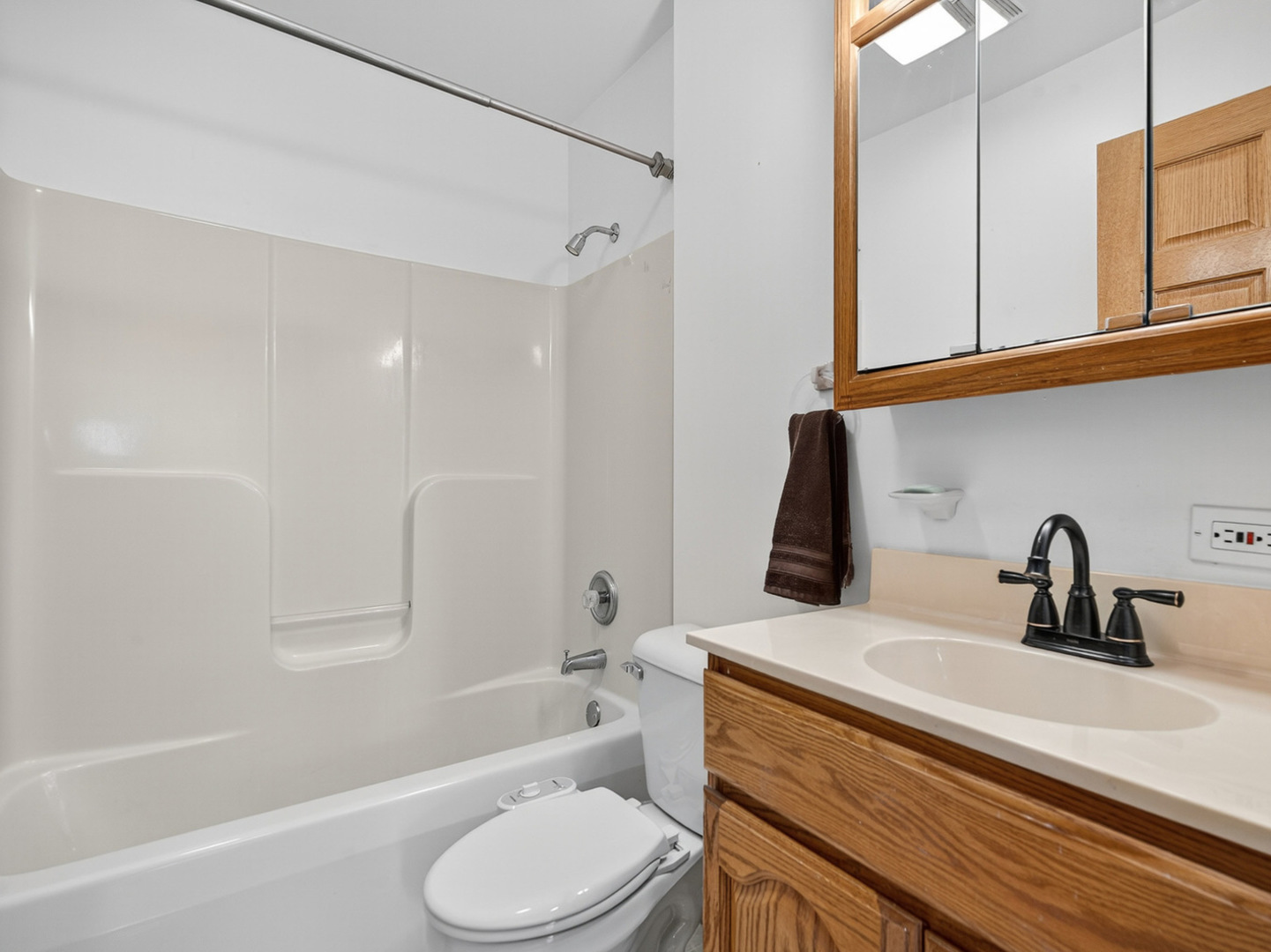 4523 W Crystal Lake Road