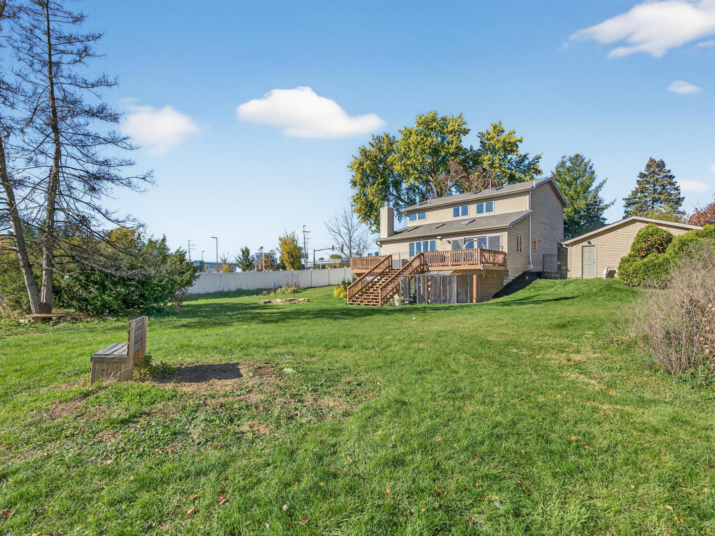 4523 W Crystal Lake Road