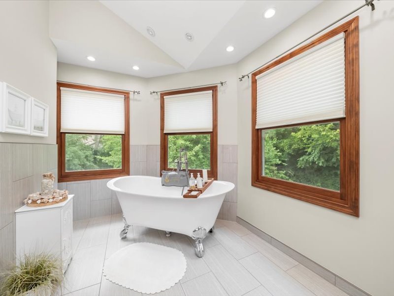 1625 Churchill Court