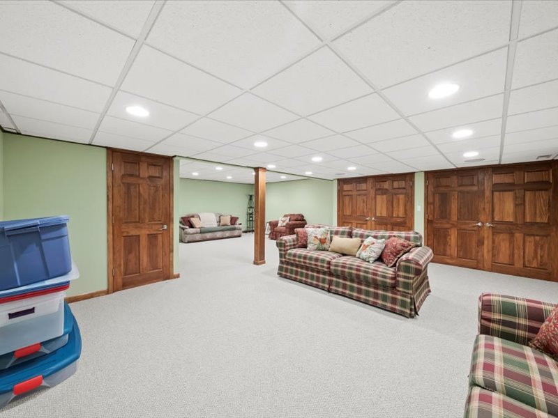 1625 Churchill Court