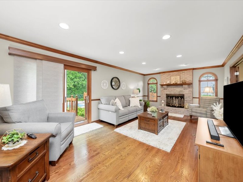 1625 Churchill Court