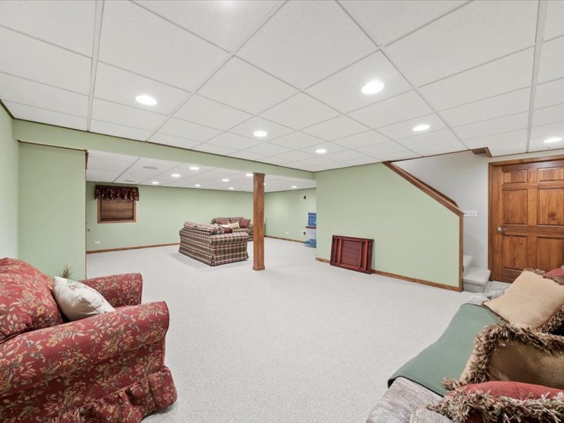 1625 Churchill Court