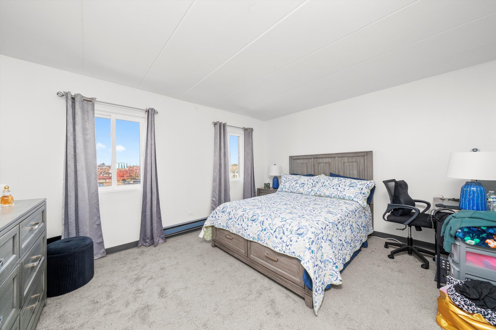 7945 S Oketo Avenue Unit: 404