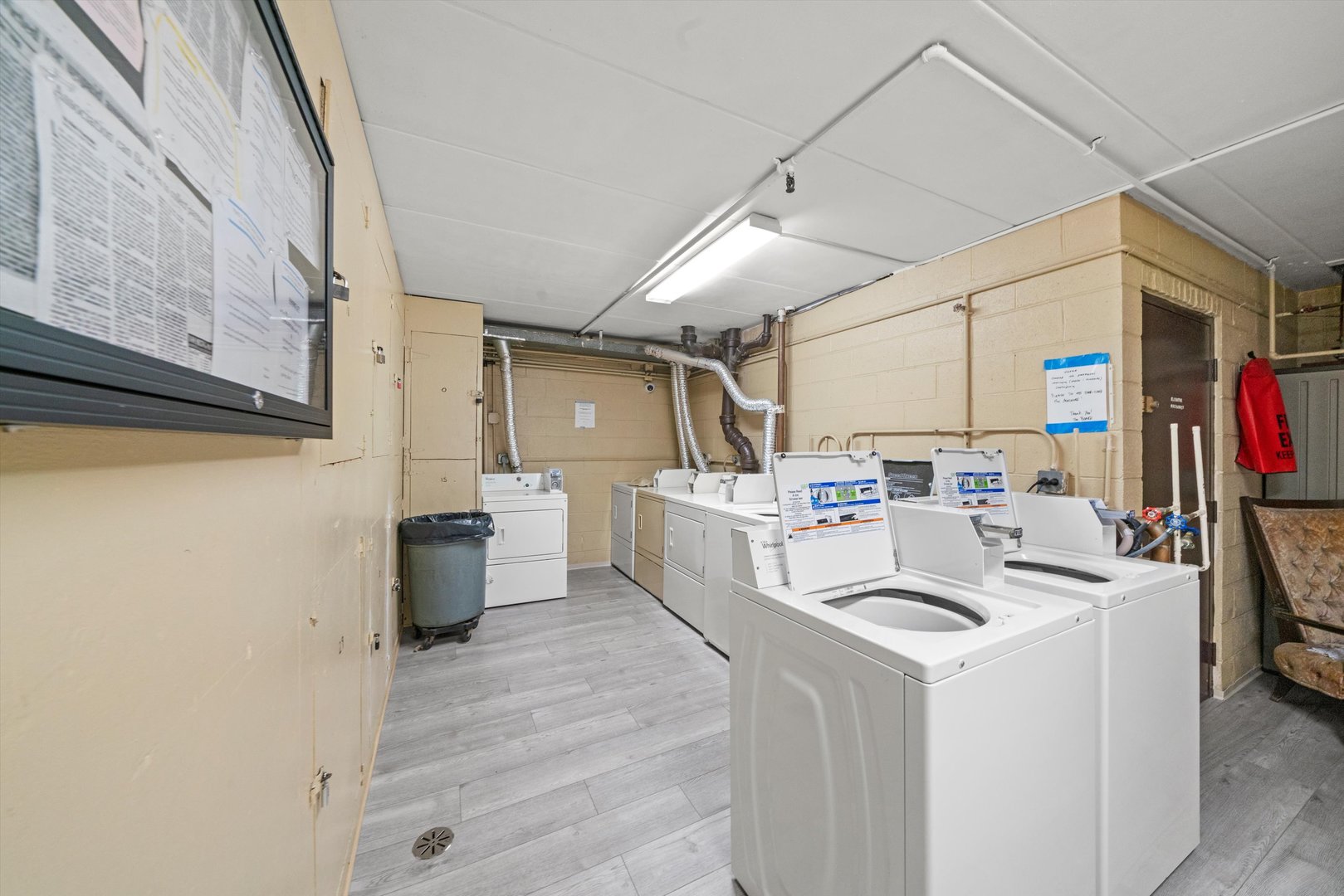 7945 S Oketo Avenue Unit: 404