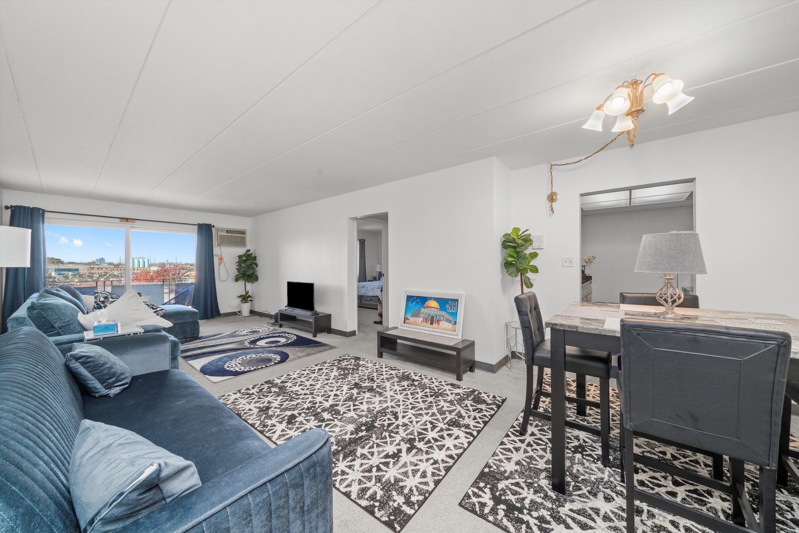 7945 S Oketo Avenue Unit: 404